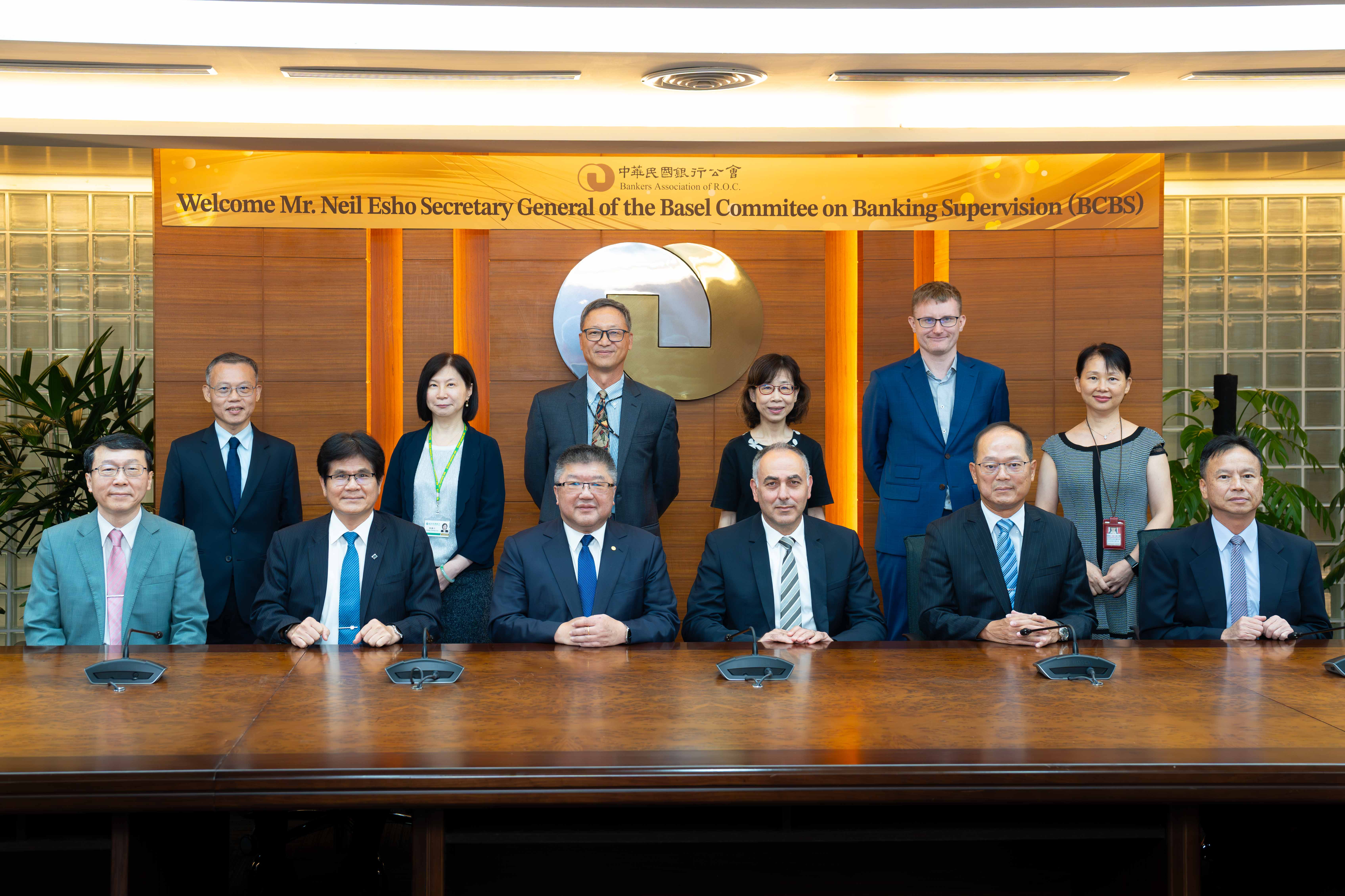 本會林衍茂代理理事長於113年9月20日接見BCBS Neil Esho秘書長來訪